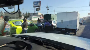 Carambola en la México-Pachuca provoca tráfico intenso este viernes