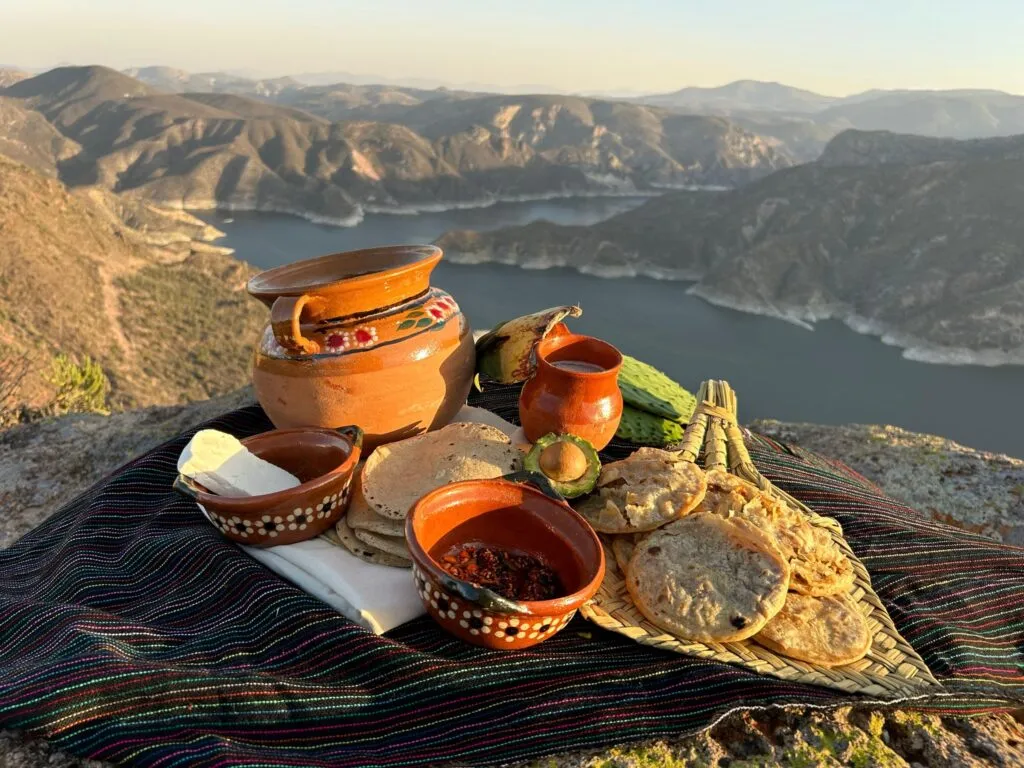 Alumna de la UTMZ gana Concurso de Cultura Turística 2025