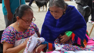 Karina Calixto Valentín, artesana y promotora cultural, la comunidad de Santa Mónica