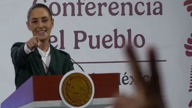 Sheinbaum asegura que la economía mexicana sigue estable pese a políticas de EU; destaca inversión récord, baja inflación y empleo sólido.