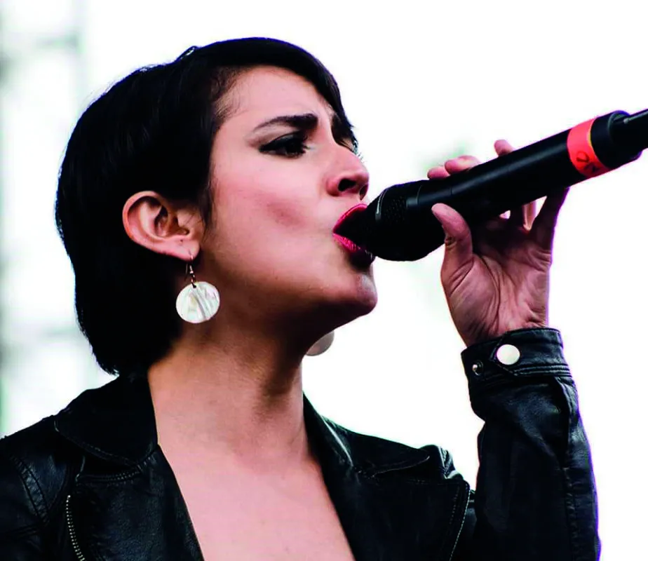 Tatiana Tiburcio, una artista pachuqueña multifacética 