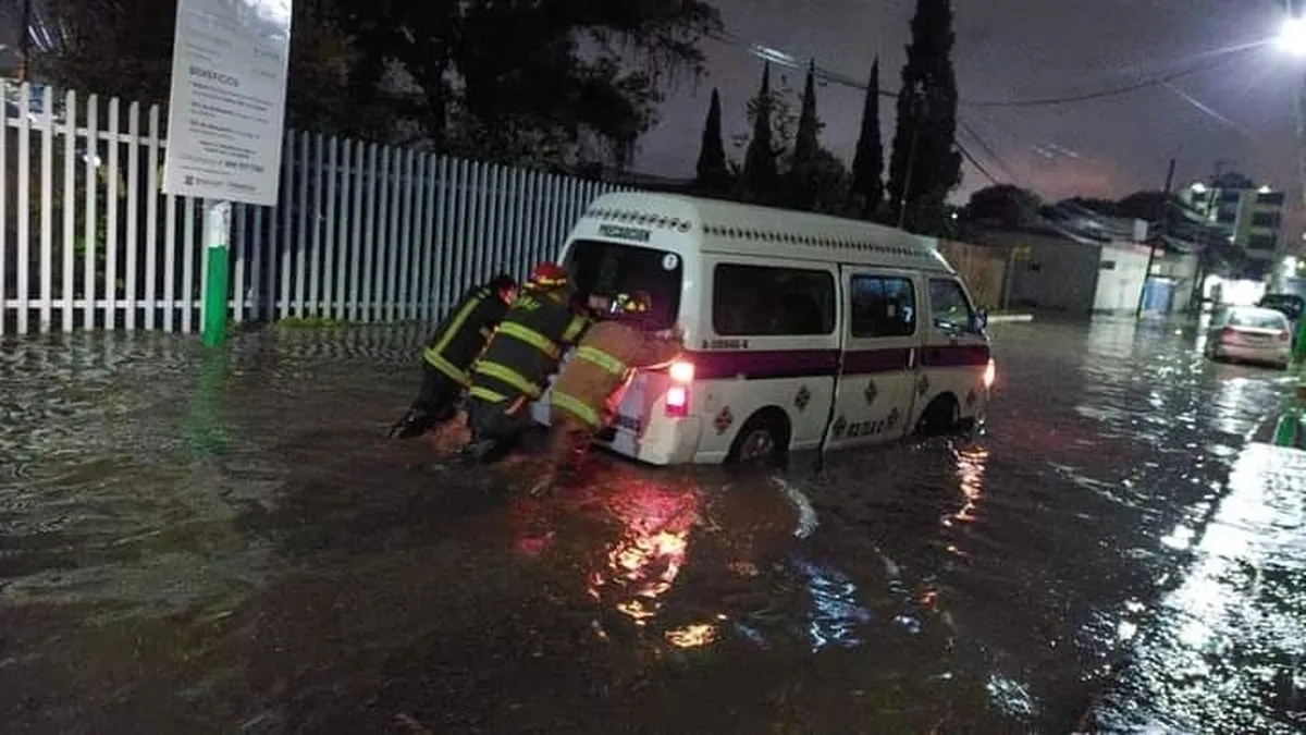 Tula: colapsa red de drenaje tras torrencial lluvia