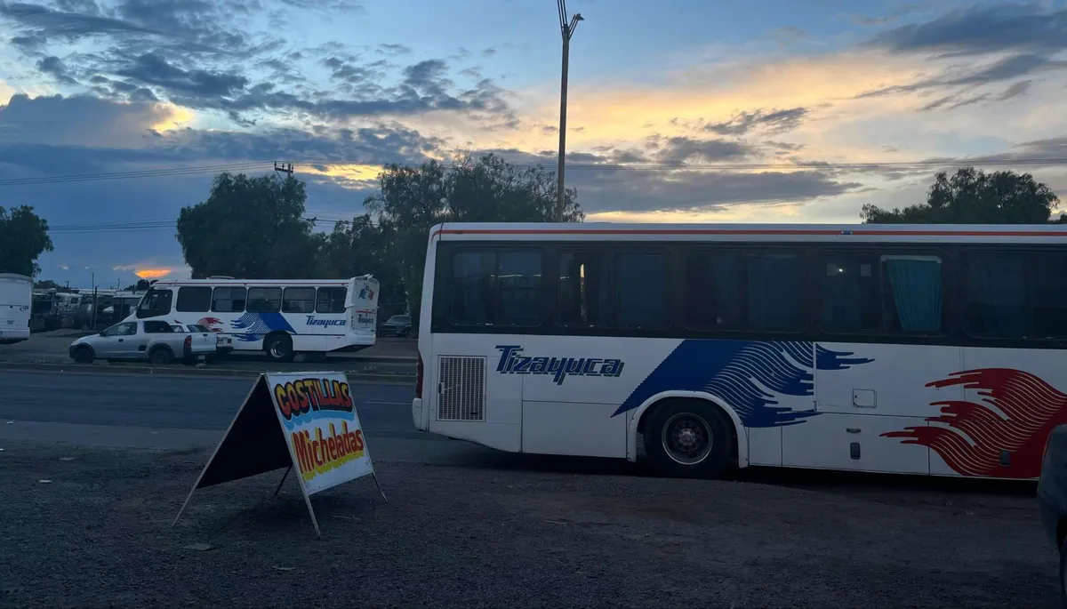 Tizayuca: transportistas realizan paro tras incendio de unidad