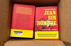 Juan sin nombre se sitúa también en un México distópico donde el mestizaje ha sido borrado del discurso oficial