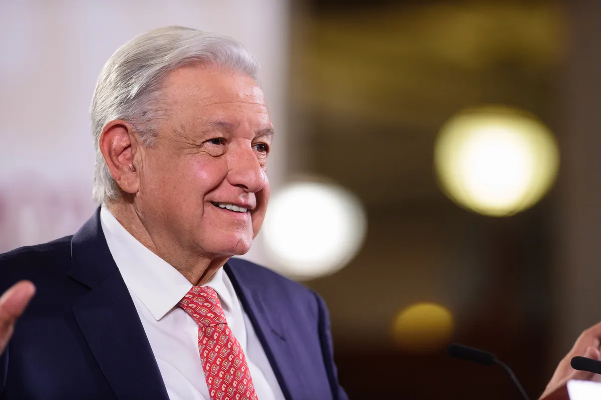 CFE ha logrado mantener suministro eléctrico durante días de calor: AMLO