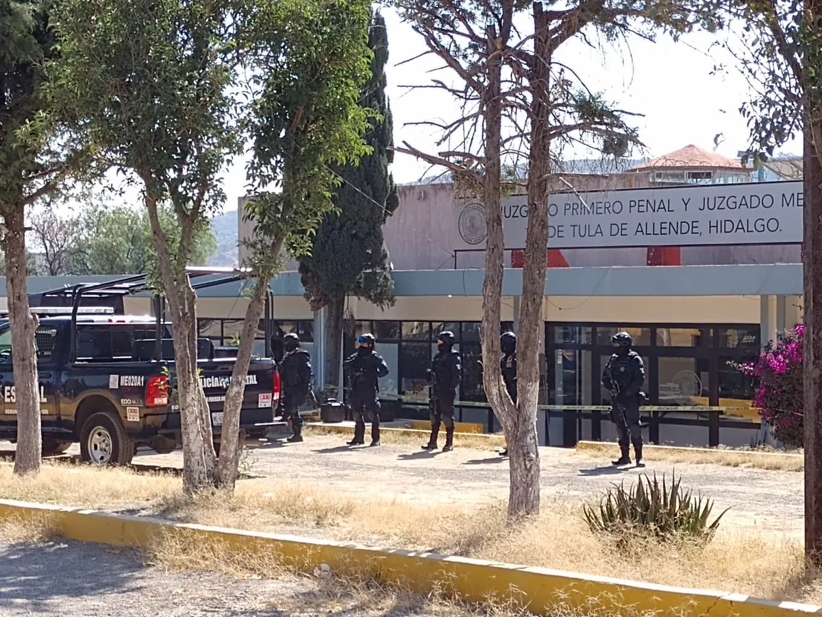 Localizan artefactos explosivos en juzgados de Tula; a lado del Cereso