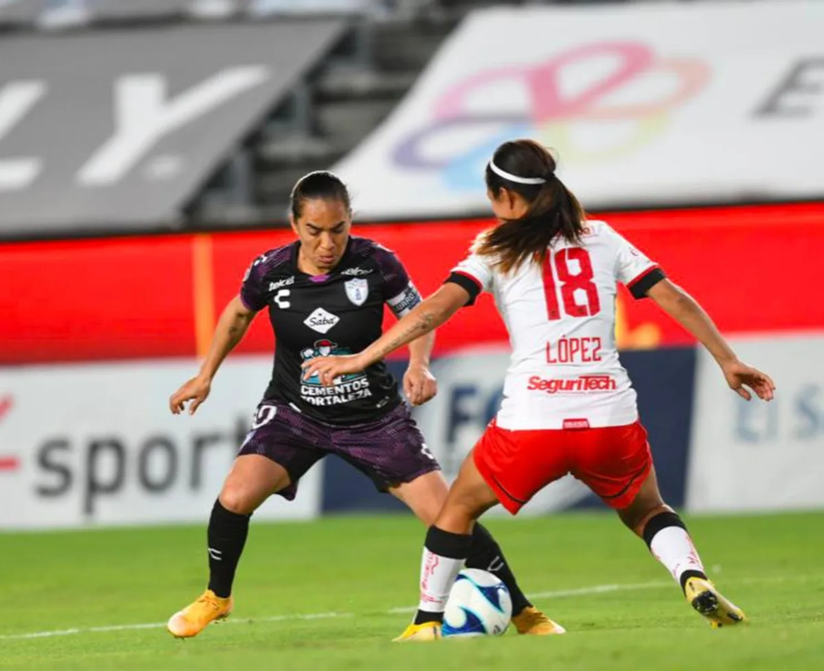 El líder Pumas, le hace honores a las Tuzas