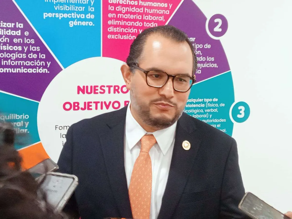Marco Antonio Mendoza Bustamante presidente de la Comisión de Participación Ciudadana del Congreso del Estado