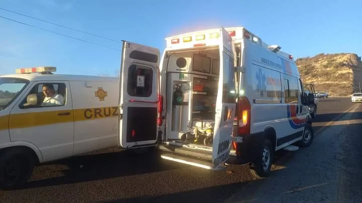 Varios heridos tras accidente de autobús de pasajeros en Chilcuahutla