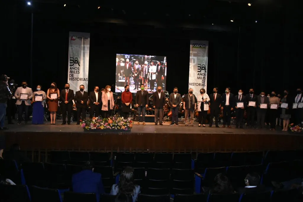 Alumnos celebran aniversario de Cobaeh