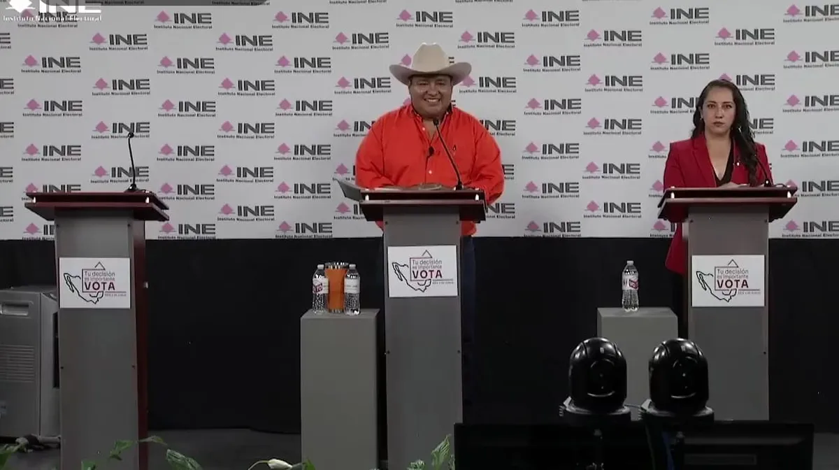 Ixmiquilpan: en debate, llaman a Ciria Salomón diputada fantasma