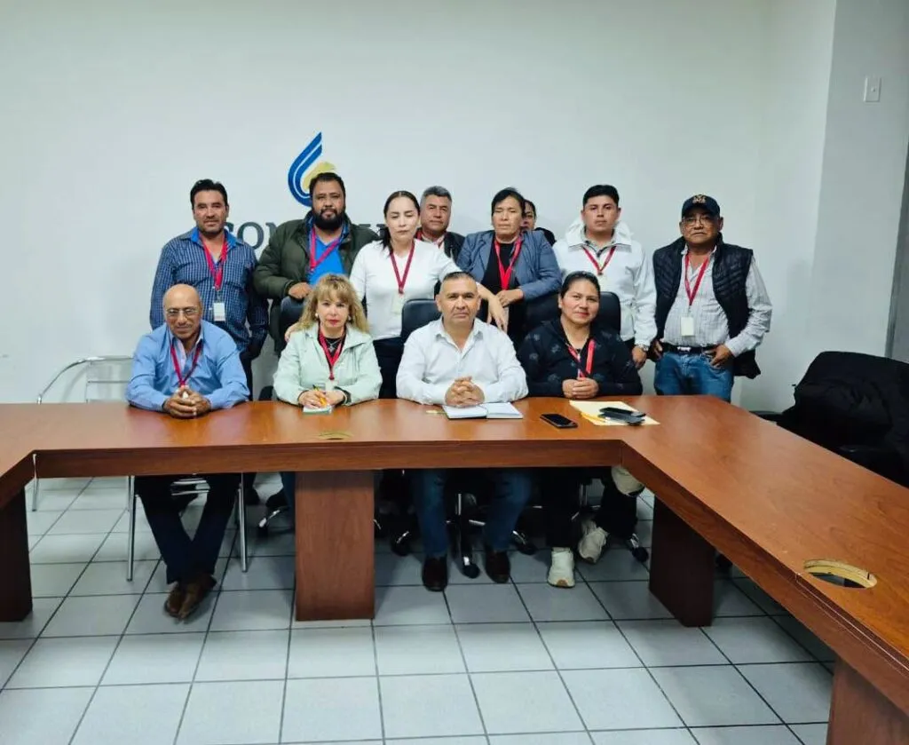 Pobladores de Atitalaquia protestaron en Conagua: piden que se tape el canal Tlamaco.Juandhó