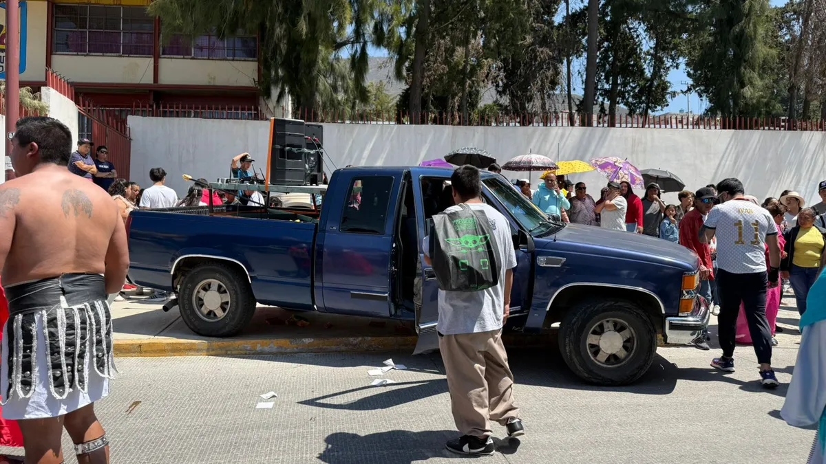 Caos por segundos: asistentes corren tras susto en representación