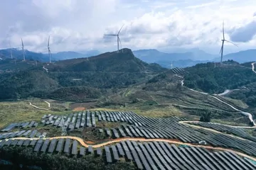 Inauguran en China planta solar ubicada a la mayor altitud en el mundo