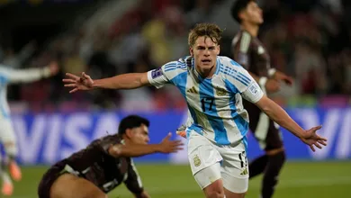 Mateo Silvetti sentenciaría el partido al marcar el segundo gol de la Albiceleste contra el Tri. Foto Ap