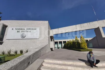 TRIBUNAL