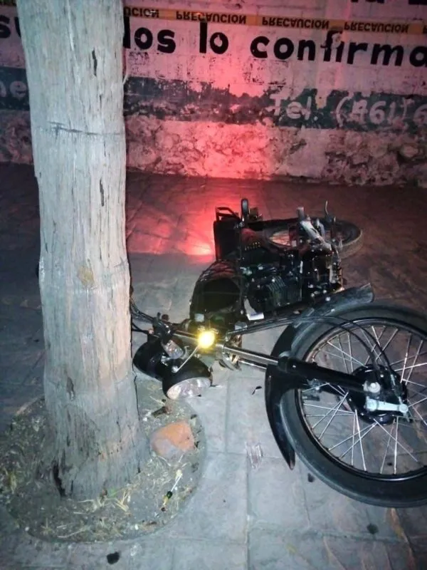 Mixquiahuala: accidente en motocicleta deja una persona sin vida