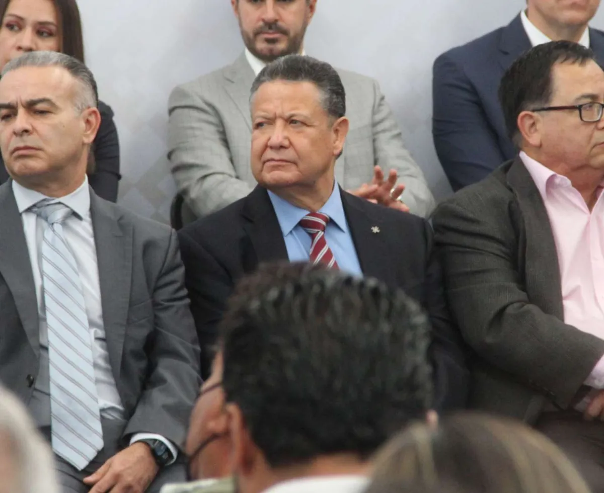 No me corresponde opinar en relación a otros institutos políticos: gobernador