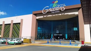 Estacionamiento de Galerías Pachuca aumenta costo por hora y sorprende a usuarios