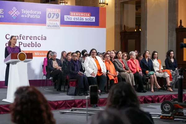 Presidenta y gobernadores firman acuerdo nacional contra la violencia de género
