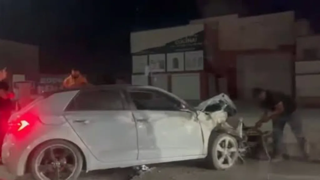 Choque en bulevar Santa Catarina provoca congestionamiento