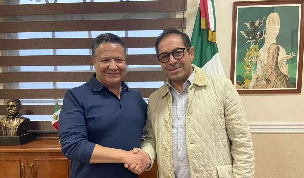 Julio Menchaca se reúne con su excontrincante Lima Morales