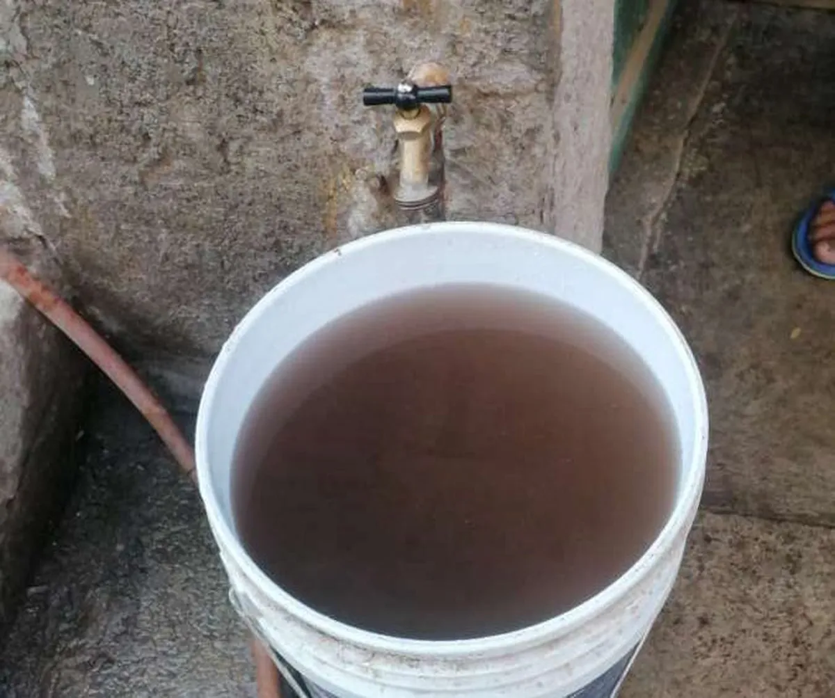 Tulancingo: habitantes de comunidades reciben agua sucia