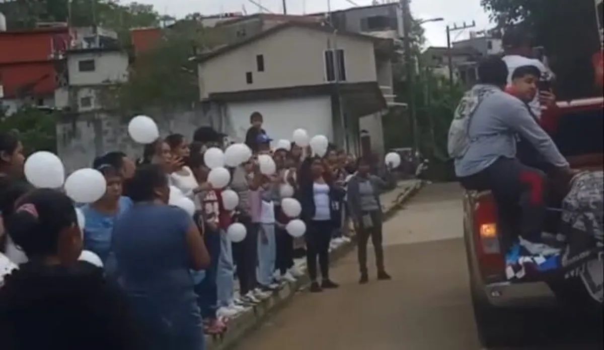 Exigen justicia por el asesinato del profesor y rescatista de animales Antonio Aparicio en Huehuetla