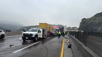 Tepeji: carambola entre tres tráileres y tres autos en la México-Querétaro deja un fallecido y siete heridos