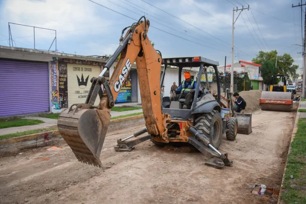 Inician pavimentación con concreto hidráulico para mejorar la movilidad en Atempa, Tizayuca