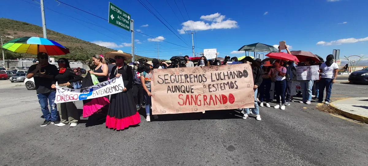 Paro UAEH: Salida de María Teresa Paulin no detiene movilización estudiantil