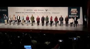AMLO se reúne con más de 2 mil Servidores de la Nación en Pachuca