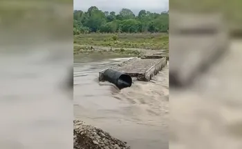 Río Calabozo destruye puente y deja comunidades incomunicadas en Hidalgo