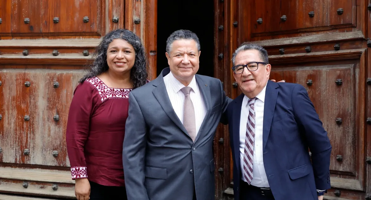 Menchaca se reúne nuevamente con AMLO