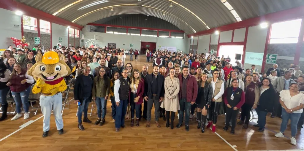 Mujeres del campo acceden a servicios gratuitos en Caravana de la SEDATU en Tepeapulco