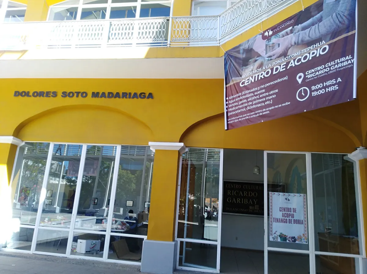 Tras meses almacenada en Tulancingo, mueven seis toneladas de agua embotellada que era para damnificados 