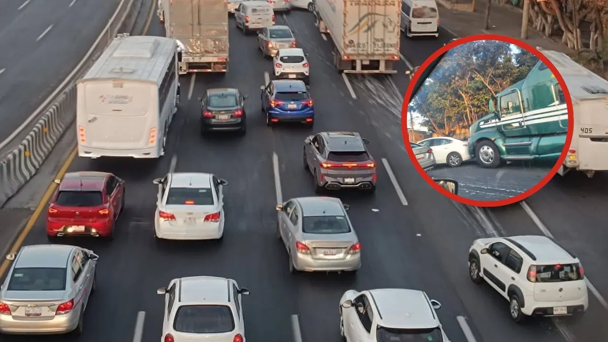 Accidente vial en la autopista México–Pachuca con tráfico intenso.