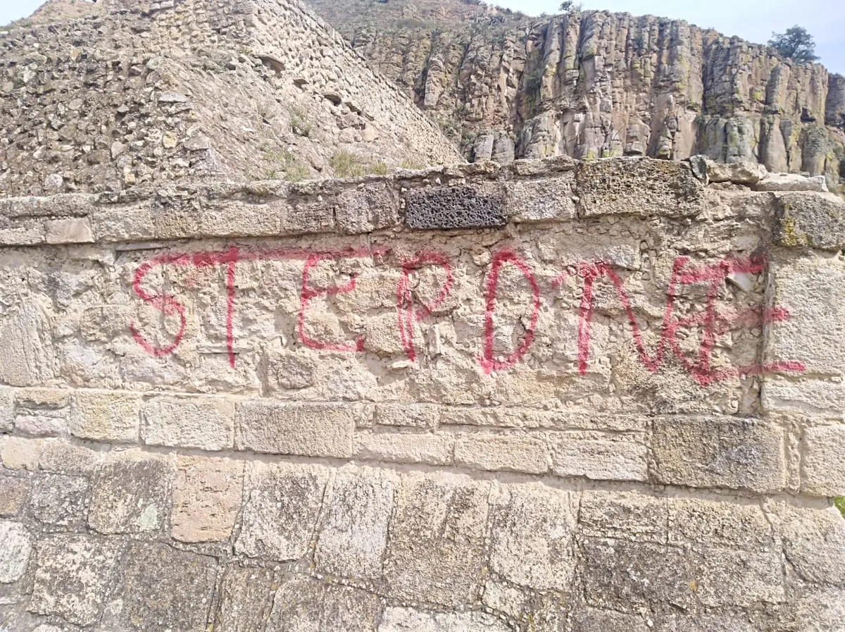 Manifestantes no dañaron la Zona Arqueológica de Huapalcalco, aclaran