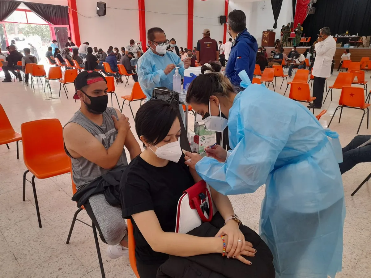 ¿Cómo obtener expediente de vacunación?