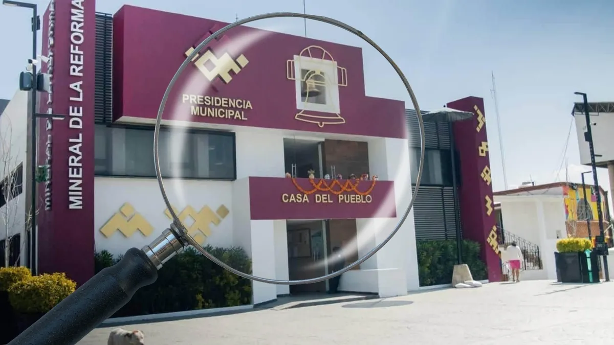 Síndica revisa documentos tras irregularidades en licitación del PMDU.