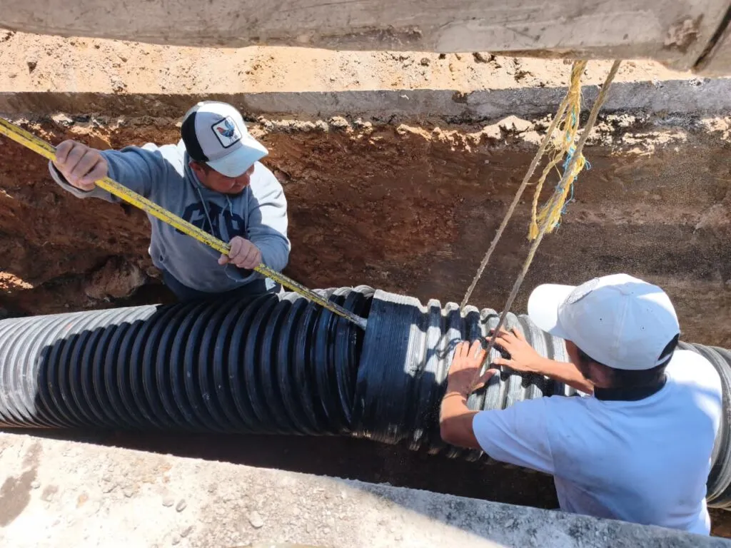 Tizayuca moderniza drenaje pluvial en zona industrial tras 40 años de inundaciones