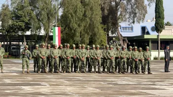 Años de estudio, disciplina y pruebas detrás de una insignia. Conoce cómo se consigue un ascenso dentro de las Fuerzas Armadas.