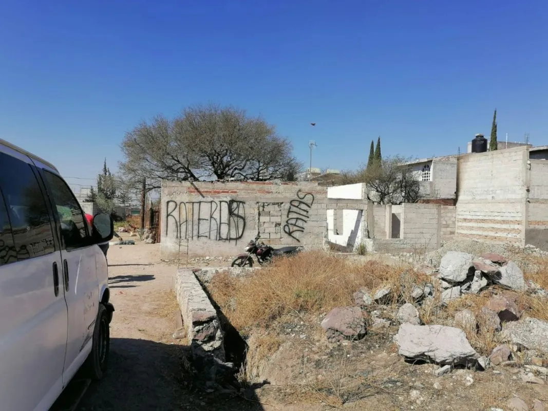 Encuentran túnel en Actopan que conecta a bodega con artículos robados