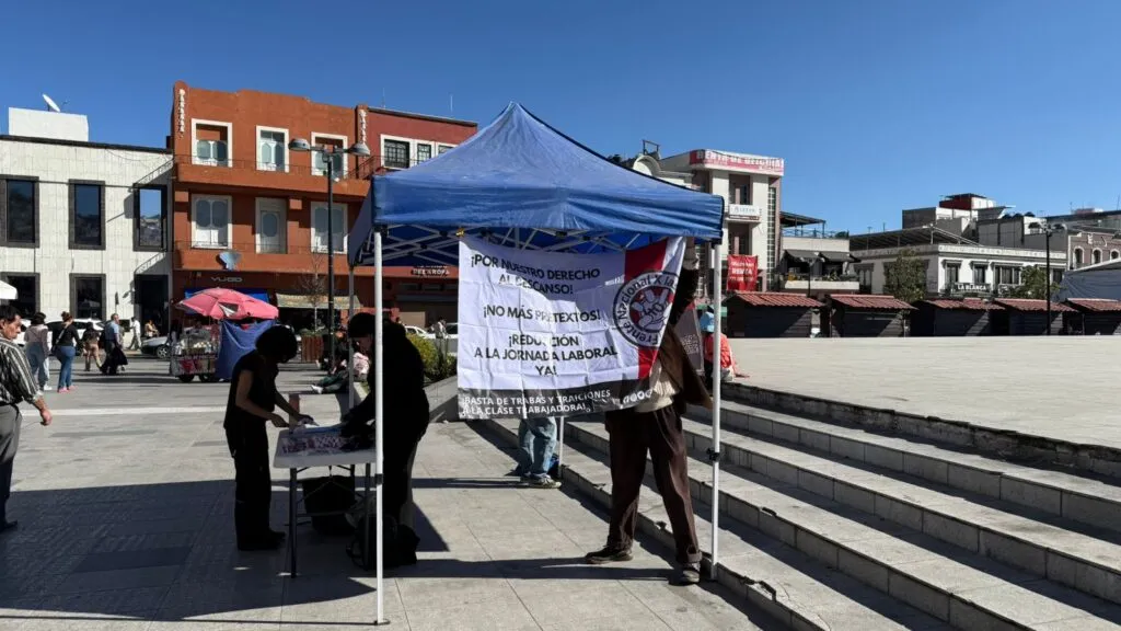 “No queremos gradualidad”: Frente por las 40 Horas protesta en Pachuca