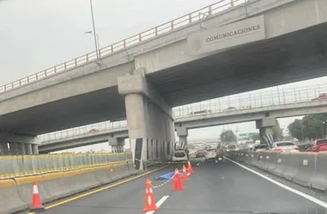Autopista México-Pachuca: abandon auto que habría atropellado a una persona