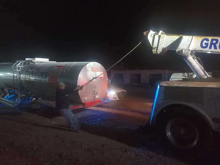 Tulancingo: encuentran a chofer amordazado en tractocamión