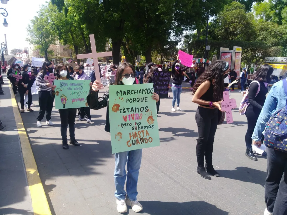 Silencio total en el 25N: Tulancingo omite actos oficiales y colectiva realiza “protesta de ausencia”