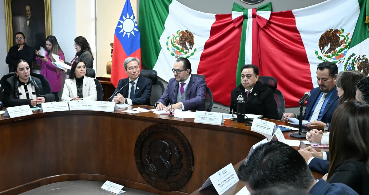 Aclara embajada de China cargo de director de Taipei