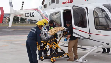 El helicóptero del Gobierno de Hidalgo movilizó un operativo urgente para llevar a un bebé al Hospital del Niño DIF.