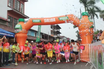 Con medio maratón y copa de béisbol continúan fiestas del Tordo en Huejutla 